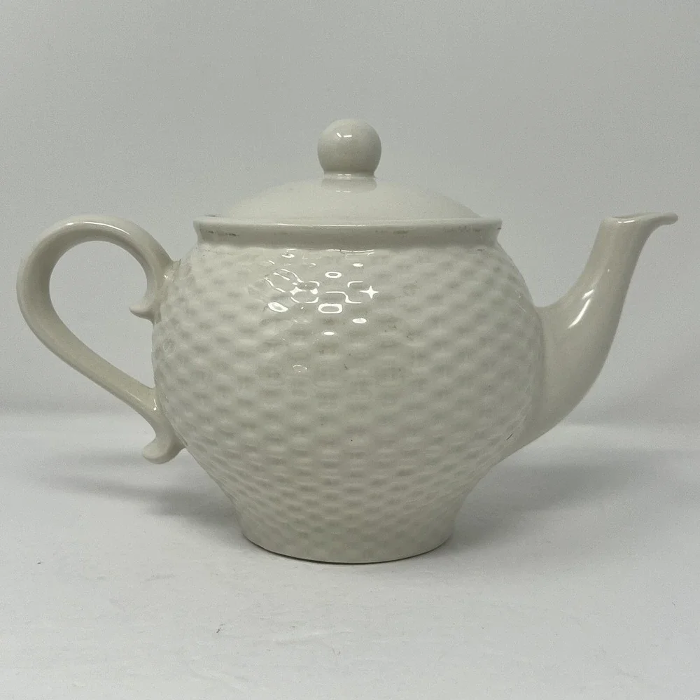 Vintage Teleflora Ceramic Porcelain Teapot 1985 White Lattice Floral Lid Decor